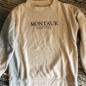 Men’s Cream Montauk Sweater
Size XL